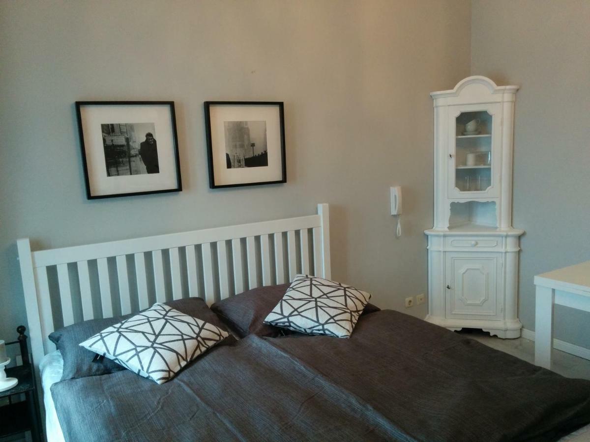 Seeblick Apartment/Zimmer Gmunden Buitenkant foto